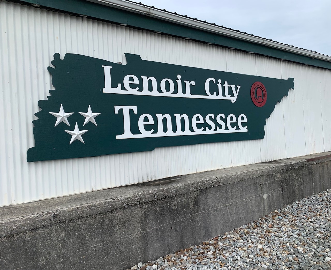Sign for Lenoir City, TN